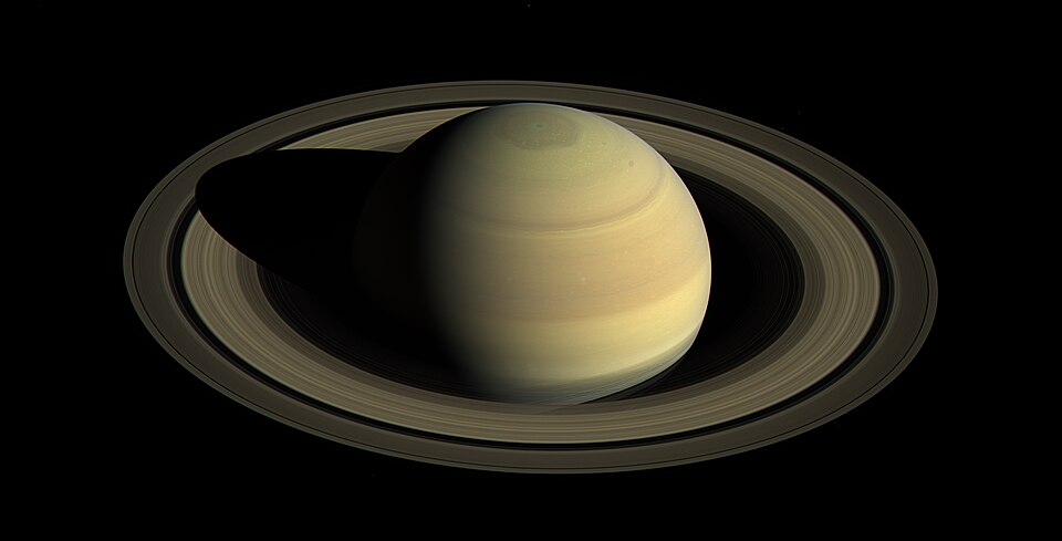 Saturn as imaged by the Cassini mission